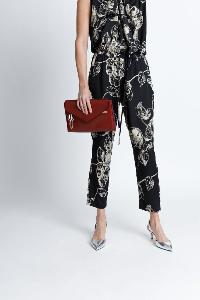 FORMERLY YAN Jogger Style Trouser Pants in Black Floral with Adjustable Drawstring and Silver Toggles. Tapered Ankle. Relaxed Fit. 